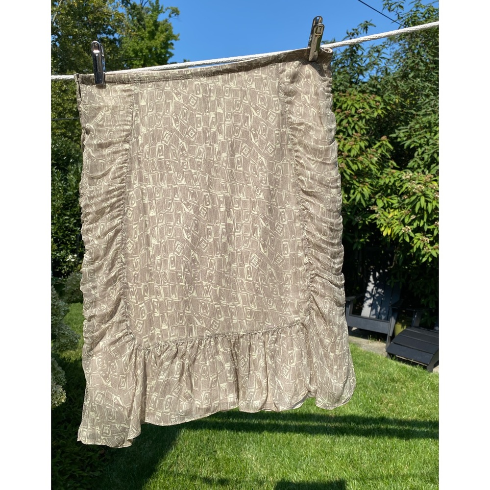 MAX STUDIO 100% Silk Skirt